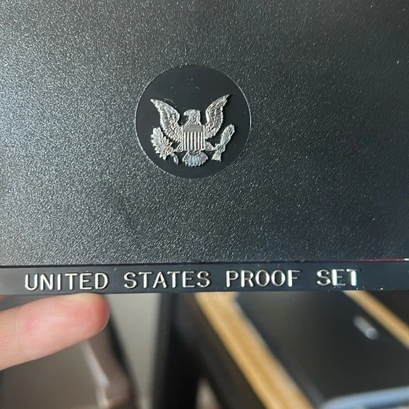 United States Proof Coin Set. Mint condition. Set of 3. Perfect gift collector. - Picture 10 of 10